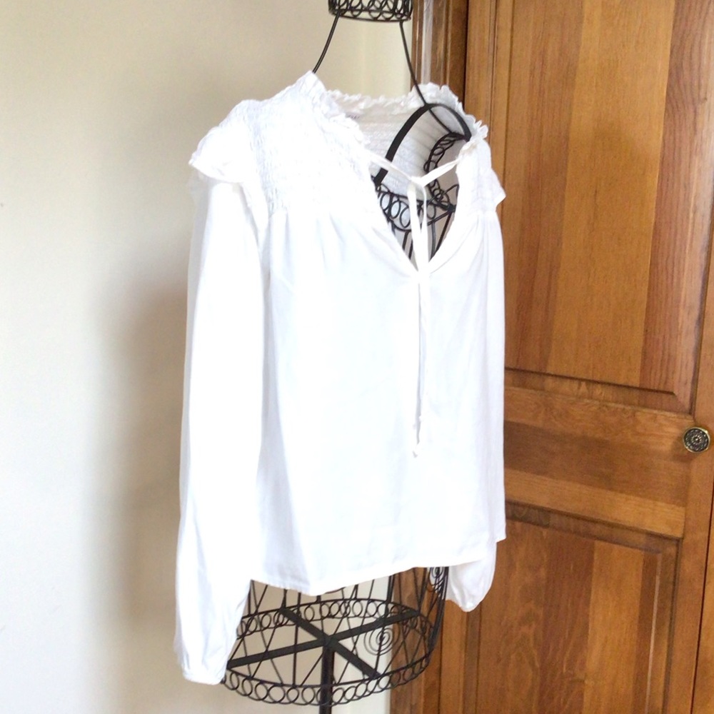 Long Sleeve Smocked Ruffle Pullover 
Bella Dahl! XS - Picture 4 of 10